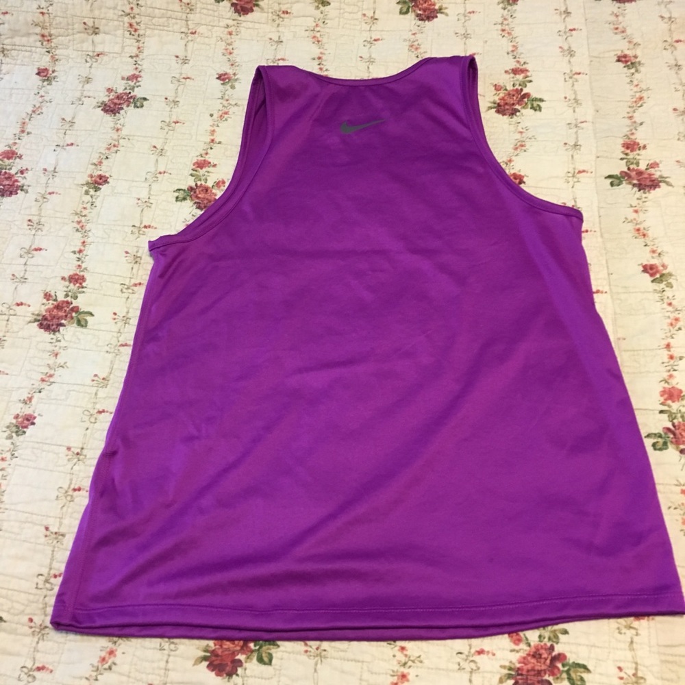 Nike Running top xs - Picture 2 of 3